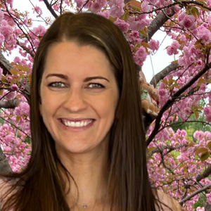 casey 300x300 (1) casey 300x300 (1)
